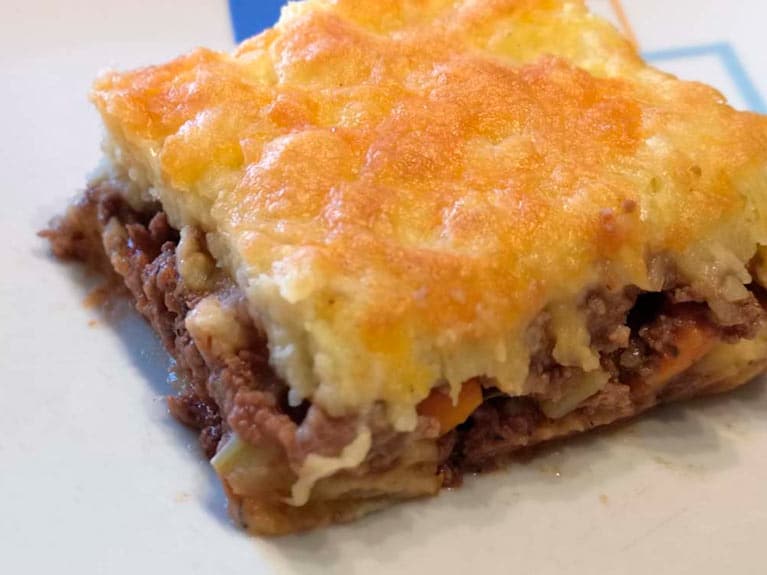 Cottage pie with gratin cheese, it hasn’t been so easy until now!