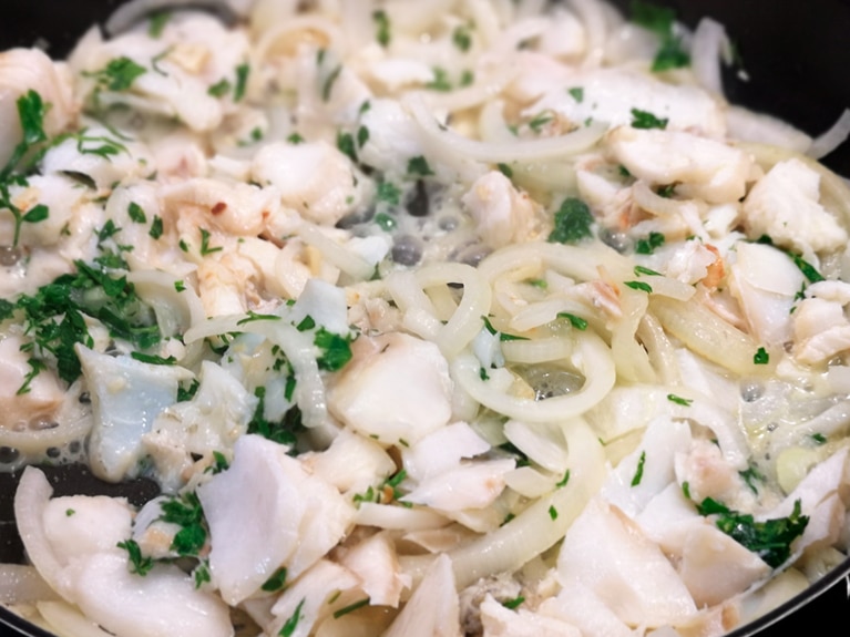 Bacalhau com natas, the tastiest fish dish you can find!, step 7