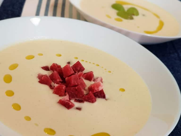 Ajo blanco, the most popular cold soup of the summer!
