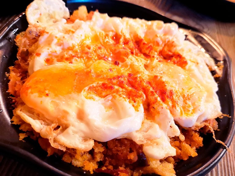 What to eat in Navarre? Discover its varied gastronomy, migas de pastor