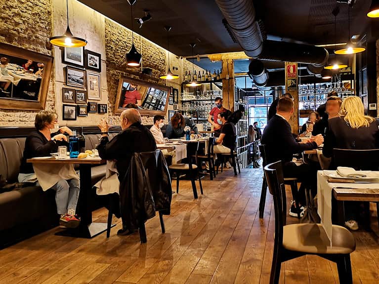 La Cabaña Argentina, the best Argentinian restaurant in Madrid, interior