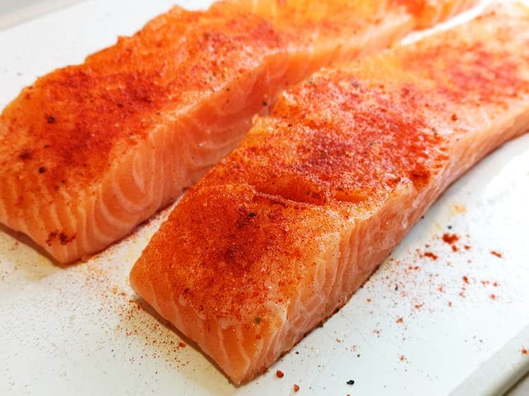 Step by step recipe: salmon with soy sauce, honey and lemon, step 1