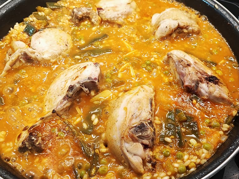 Step 16 of chicken paella, the best chicken rice recipe!