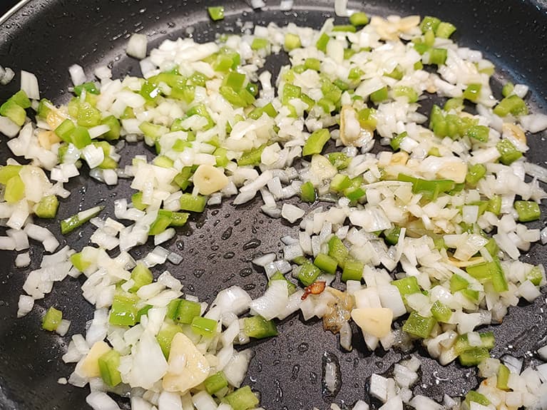 Step 9 of chicken paella, the best chicken rice recipe!