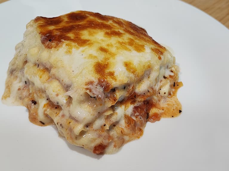 Result: a delicious ham and cheese lasagne that everyone will love